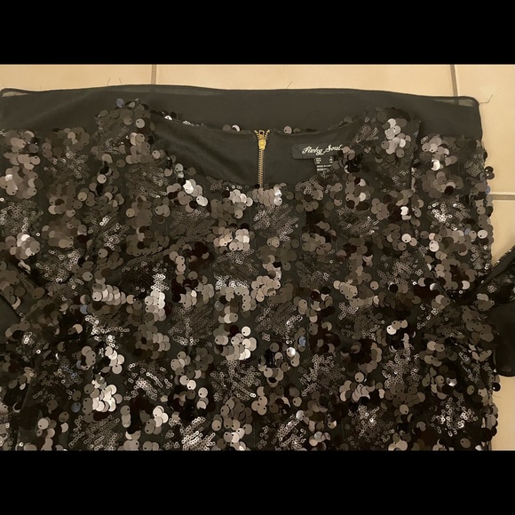 Sequined dress - Picture 5 of 7